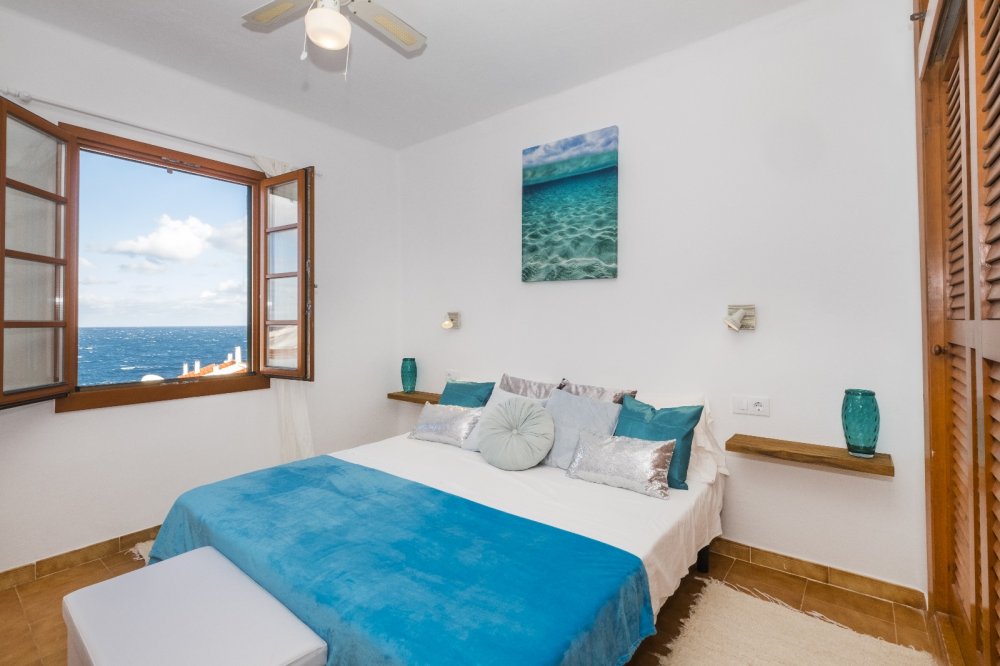 Precioso apartamento con vistas al mar VENDIDO - Playas de Fornells